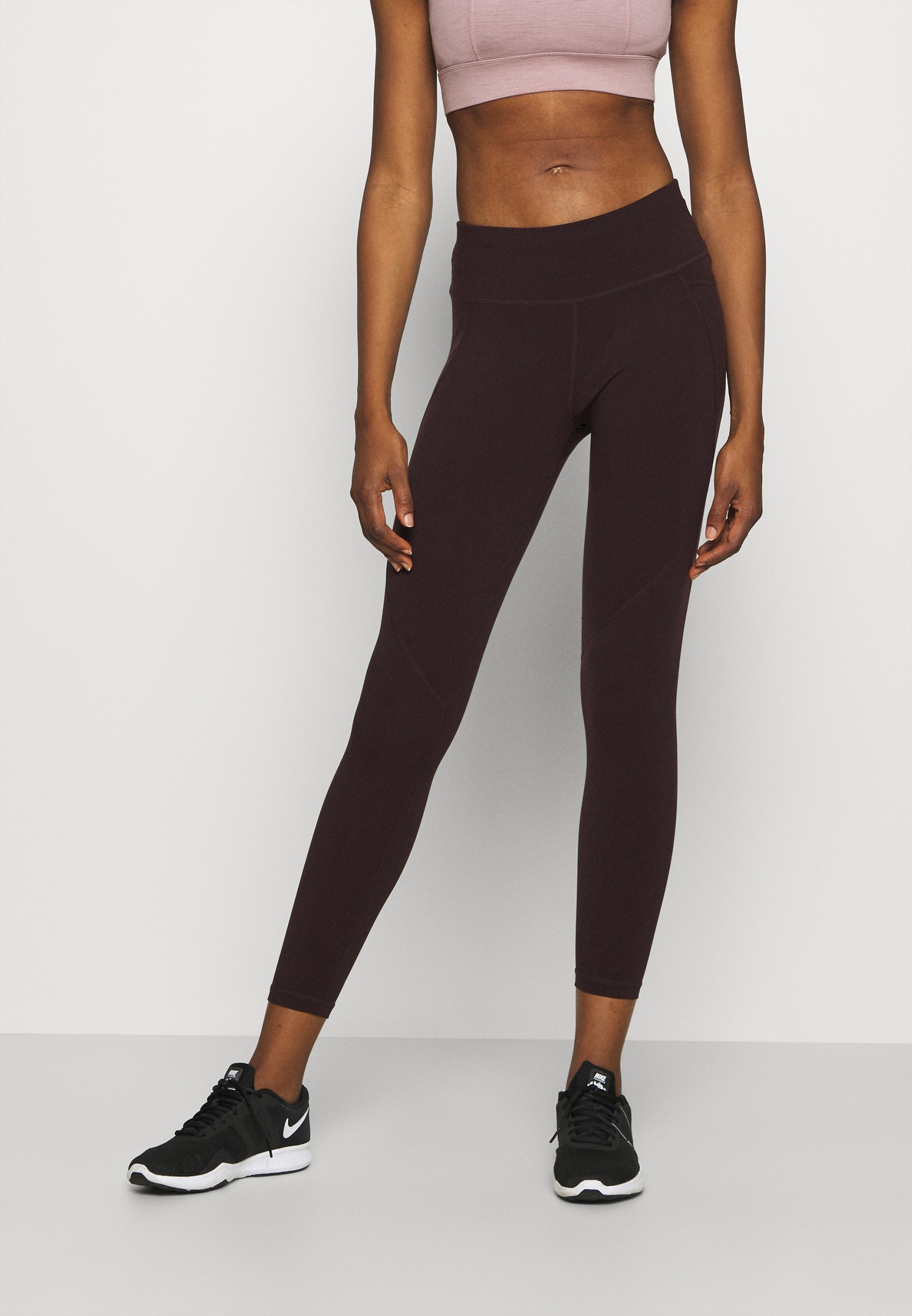 Sweaty Betty Power Workout 7 8 Leggings Leggings Black Cherry Purple Black Zalando Co Uk