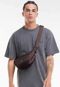 GOT BAG MOON - Marsupio - tadpole