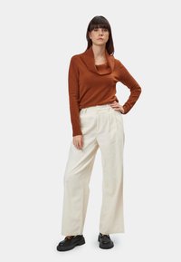 INFLUENCER MID WEIGHT - Strickpullover - caramel