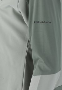 Endurance LAUF TELLY - Softshelljacka - desert green