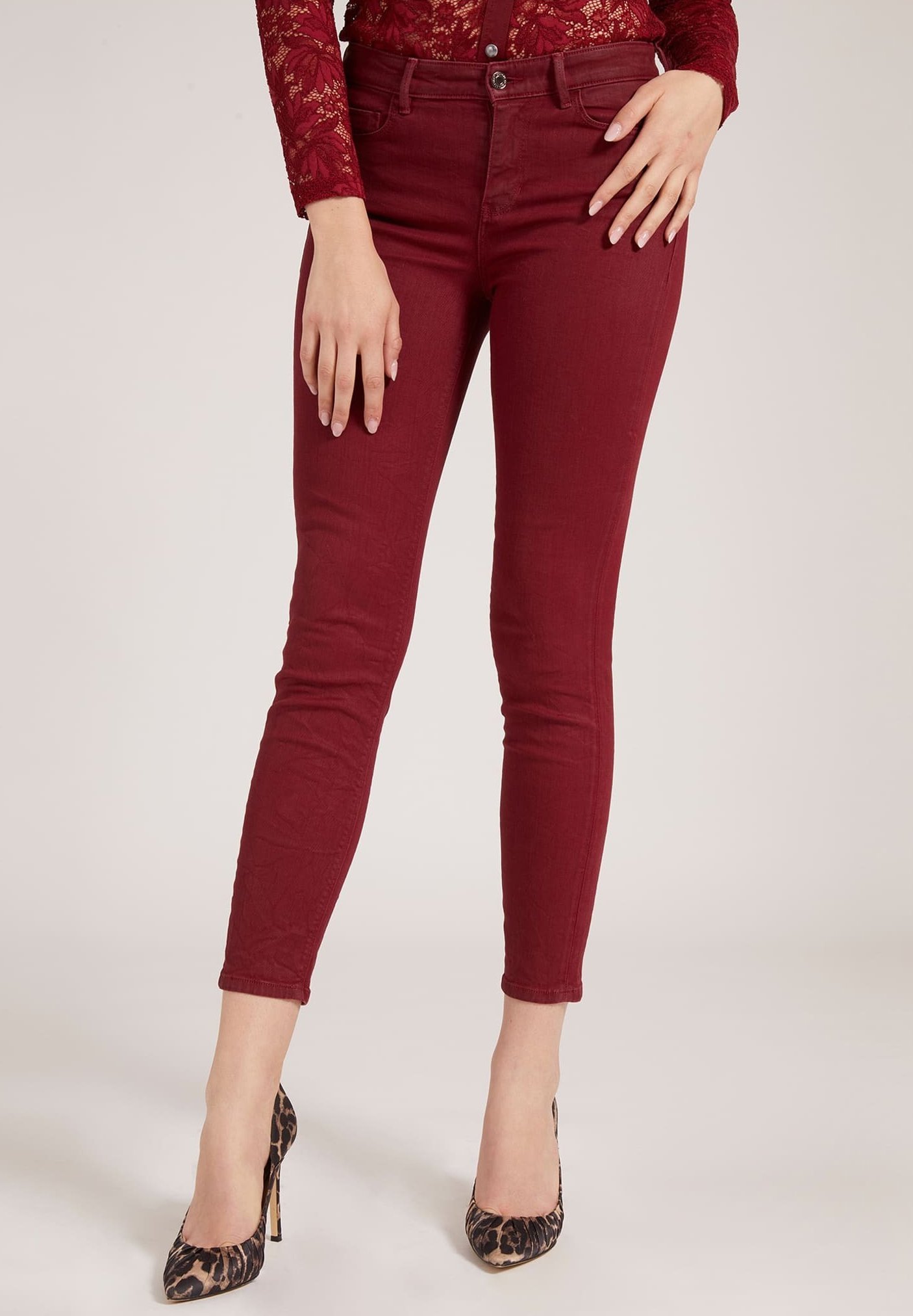 Jeans Teint Rouge COMPLICES Taille 36 (14 Ans) - Neuf Sans étiquettes - Style Corsaire Pantacourt