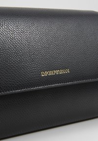 Emporio Armani Plånbok - black