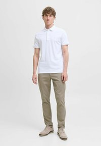 Jack & Jones MIT SLIM FIT - Pantalones chinos - brindle