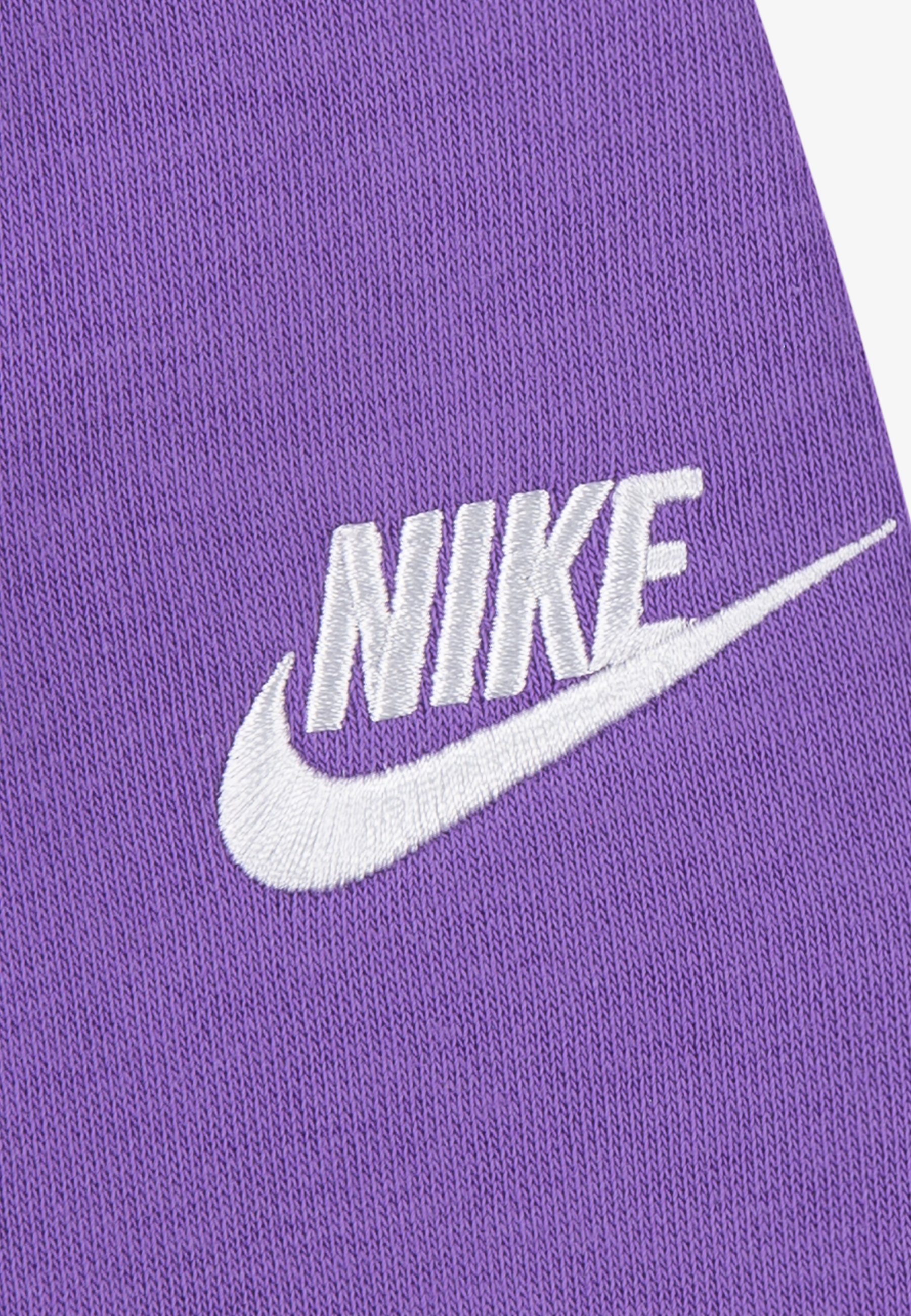 what is nike raspberry club