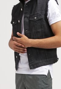 YOURTURN Väst - black denim