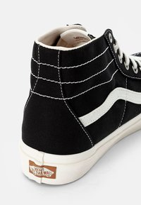 Vans SK8-HI TAPERED UNISEX - Sapatilhas de cano alto - black/natural