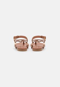 Anna Field Sandaler m/ tåsplit - cognac