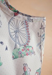 Cath Kidston Velika torba - ecru lovely london