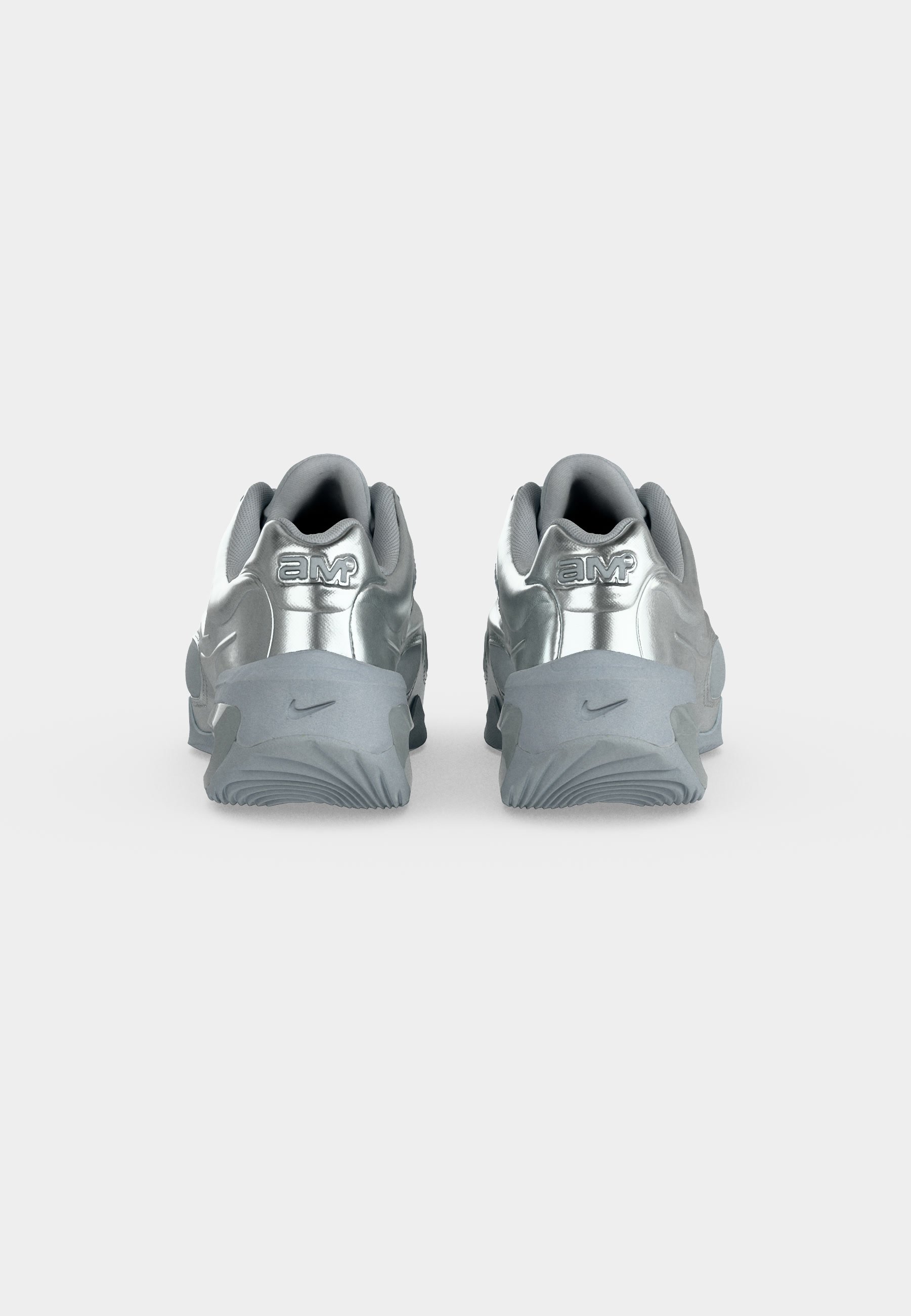 Nike Sportswear AIR MAX MUSE - Trainers - metallic silver-coloured