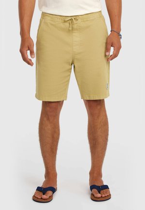 WALK - Shorts - oak ridge