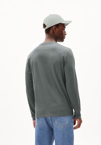 ARMEDANGELS JAARLO - Langarmshirt - space steel