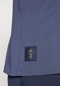 adidas Performance JUVENTUS TURIN SZN TEE - Klubové oblečenie - trace blue