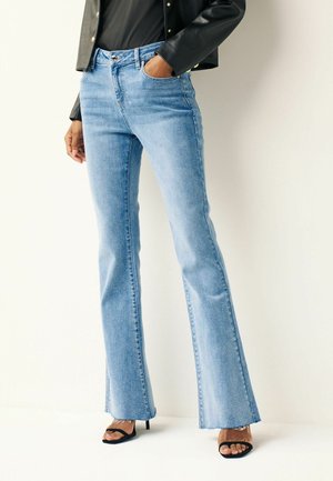 Next SUPER SOFT  PETITE - Flared Jeans - mid blue denim