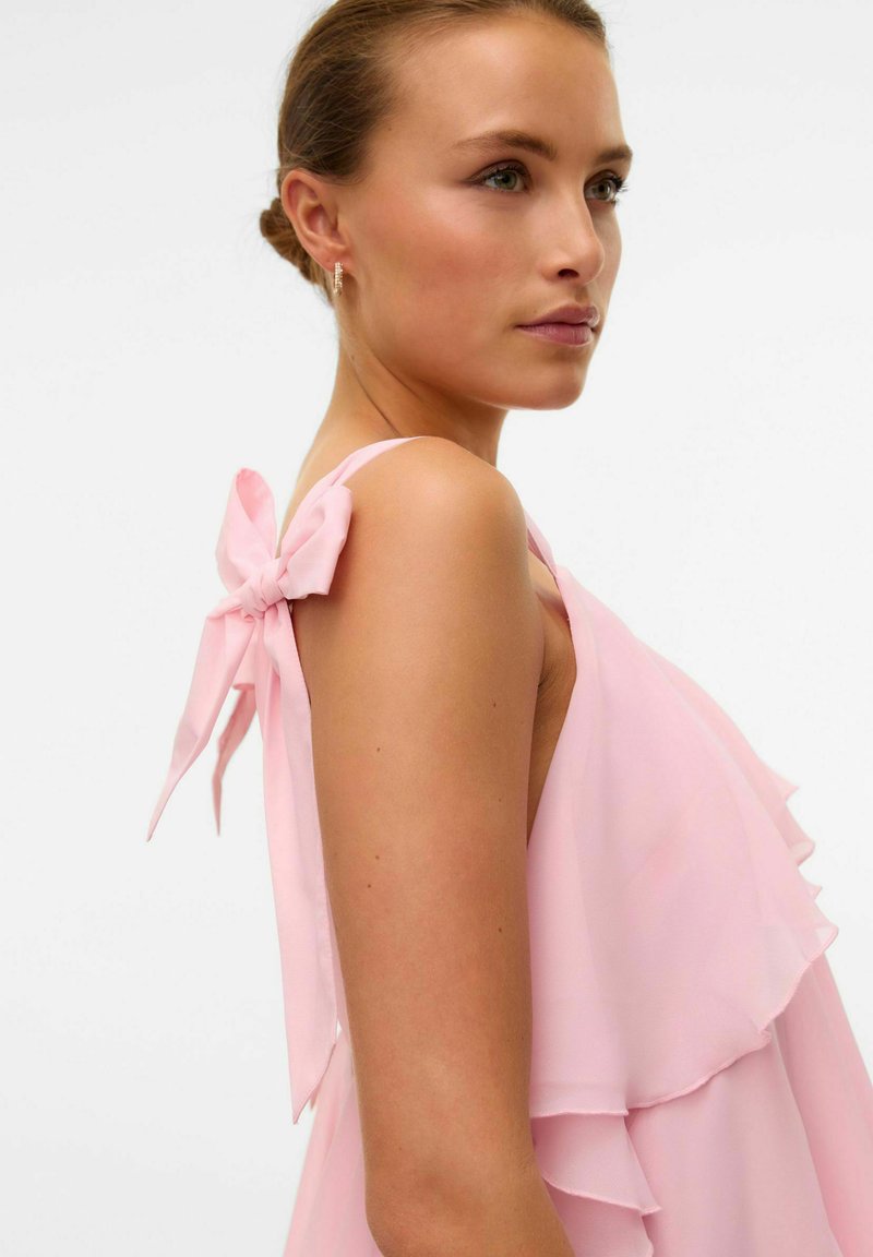 vero moda chiffon dress Vero Moda Women's Pink Chiffon Plunge Front Cape Sleeve Detail Maxi Dress