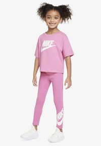 Nike Sportswear CLUB HIGH RISE - Leggings - magic flamingo