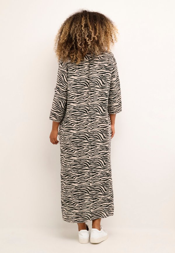 CRBELLIS CAFTAN - Day dress - monochrome animal4