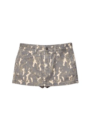 Denim shorts in gray with beige camouflage pattern. Features a button closure, two front pockets, and a frayed hem.
