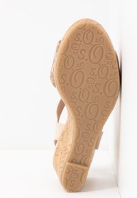 s.Oliver Plateausandalette - nude
