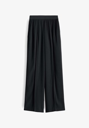 Zwarte wijde broek van soepel materiaal, met een rekbare tailleband en zachte plooien voor comfort en vloeiendheid.