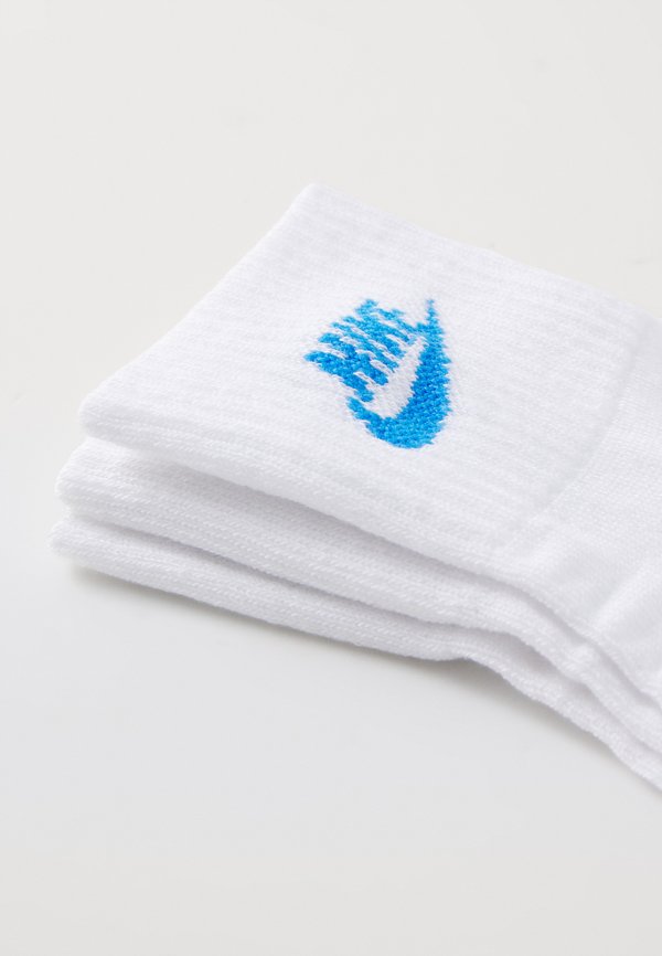 EVERYDAY ESSENTIAL ANKLE UNISEX 3 PACK - Socks3