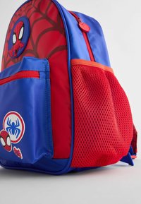 Next REGULAR FIT - Skoletasker - spidey