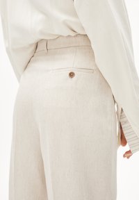 ARMEDANGELS JUMAA STRAIGHT  - Broek - linen