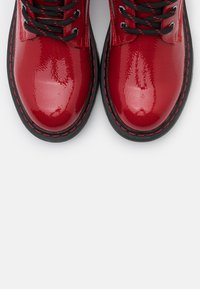 Dockers by Gerli Botki na platformie
