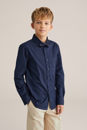 WE Fashion BOW TIE - Koszula