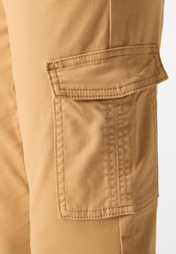 ONLNEW COLE MIRINDA ANKLE PANT - Cargo trousers - tan3