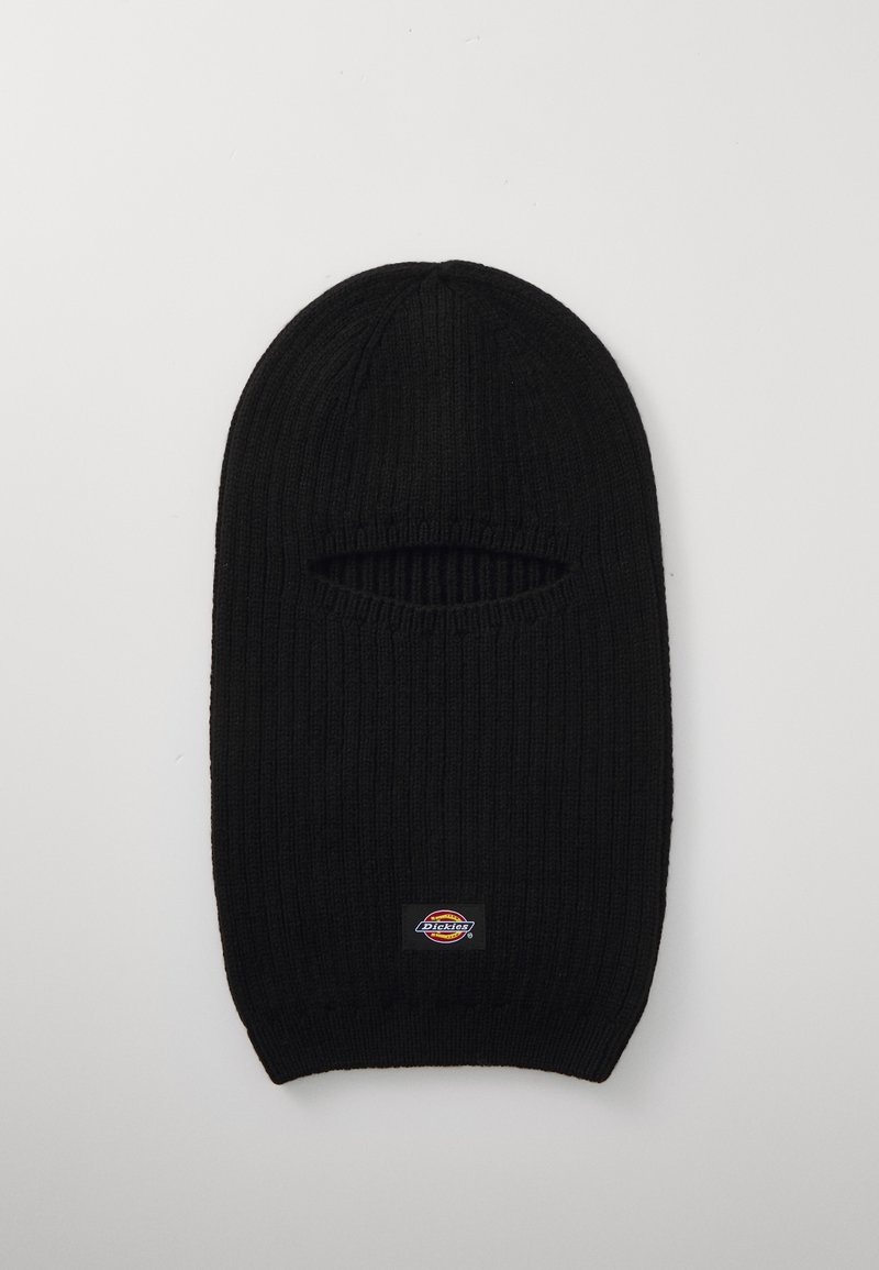 Sort ribbet strikket balaclava med åbning til øjnene. Har et lille, multicolor logo-mærke syet i bunden.