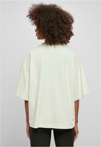Urban Classics HEAVY  - Pamata T-krekls - lightmint