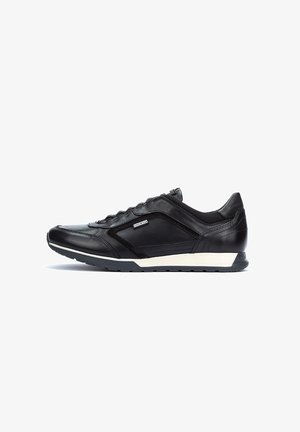 Pikolinos CAMBIL - Sneaker low - black