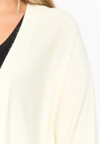 LolaLiza WITH BATWING SLEEVES - Kardiganas - offwhite