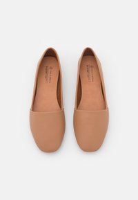 Call it Spring SAMANTHA - Slip-ons - beige tumbled