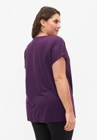 Active by Zizzi KURZARM - T-shirt basic - purple pennant
