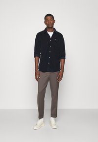 Barbour RAMSEY - Overhemd - navy