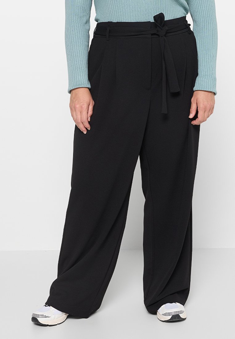 ONLY Carmakoma Broek zwart