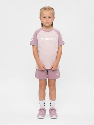 Hummel, HUMMEL UNISEX - T-shirt print - sea fog