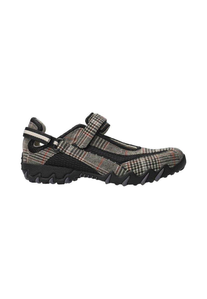 Chaussure en textile avec une semelle noire, arborant un motif écossais gris et rouge. Sangle réglable sur le dessus et conception de semelle extérieure rugueuse et dentelée.