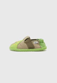Nanga NESSI UNISEX - Šlepetės - green