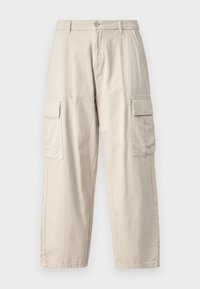 Pantaloni cargo bej din bumbac, cu buzunare laterale, design drept, închidere cu nasture și un material moale, texturat.
