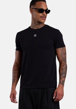 ESTEEM, MONOGRAM - T-Shirt basic - black