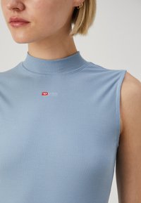 Diesel Top - 8nc