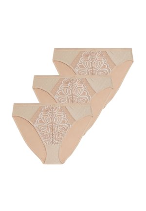 Beige damesondergoedset met kantdetails en stippenpatronen. Drie paar weergegeven tegen een witte achtergrond.
