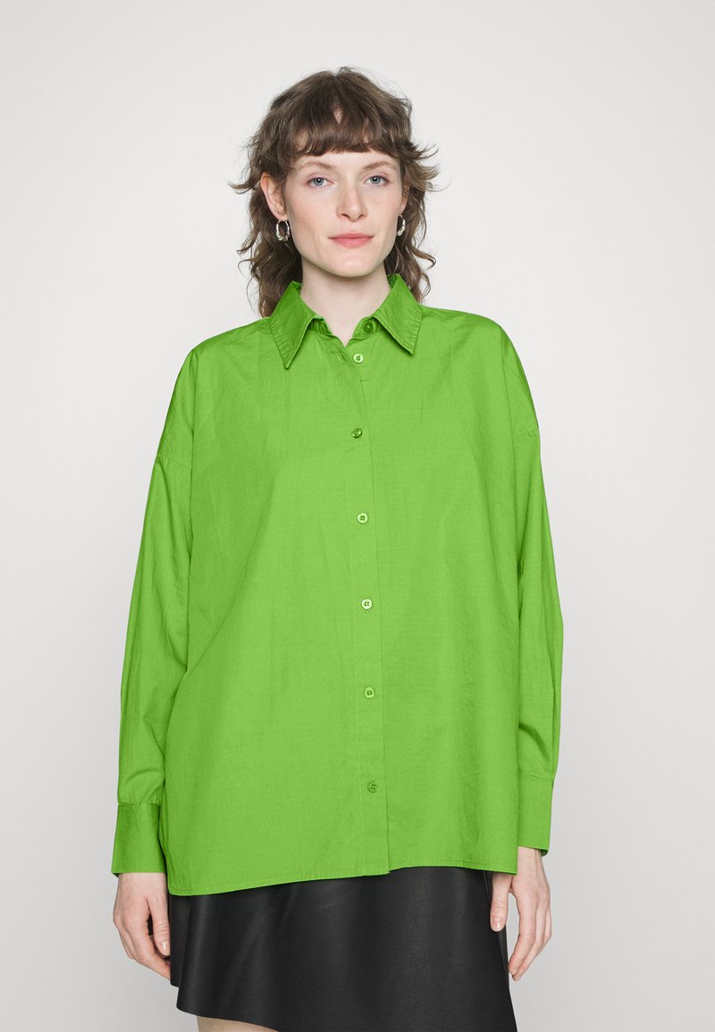 mbyM BRISA BOXY - Blusa com botões - kiwi