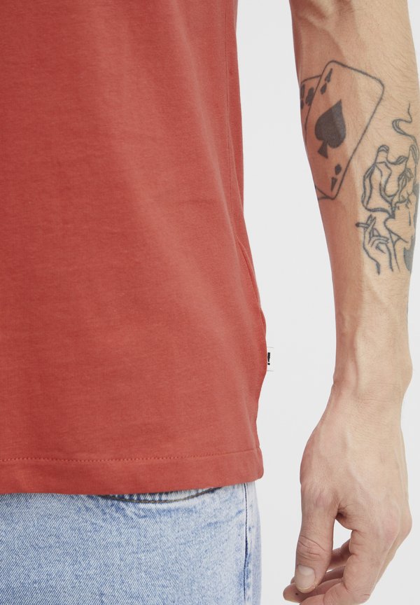 SDELWELL - Print T-shirt - baked apple2