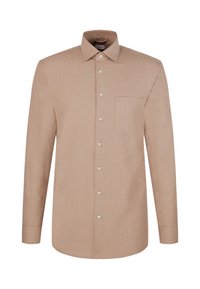 Camicia beige a maniche lunghe, tessuto liscio con una sottile texture, colletto classico, bottoni frontali e una tasca sul petto.
