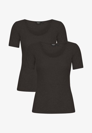 Tricouri negre cu mânecă scurtă, într-un pachet de două, cu decolteu rotund și o textură moale, fabricate dintr-un material ușor și respirabil.