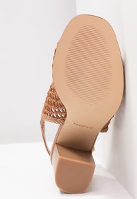 ALDO Sandali con tacco - cognac
