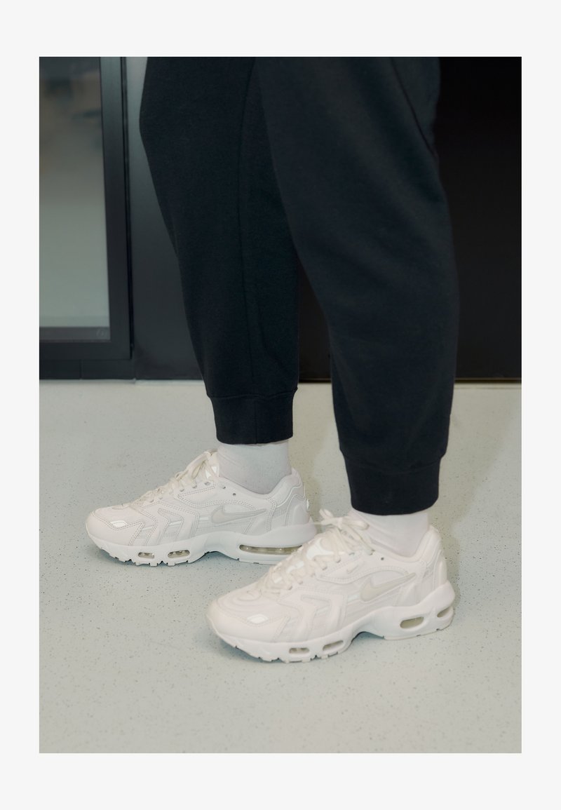 Nike Sportswear Air Max 96 Trainers Sail Light Bone Summit White Off White Zalando Ie Nike Sportswear Air Max 96 Trainers Sail Light Bone Summit White Off White Zalando Ie